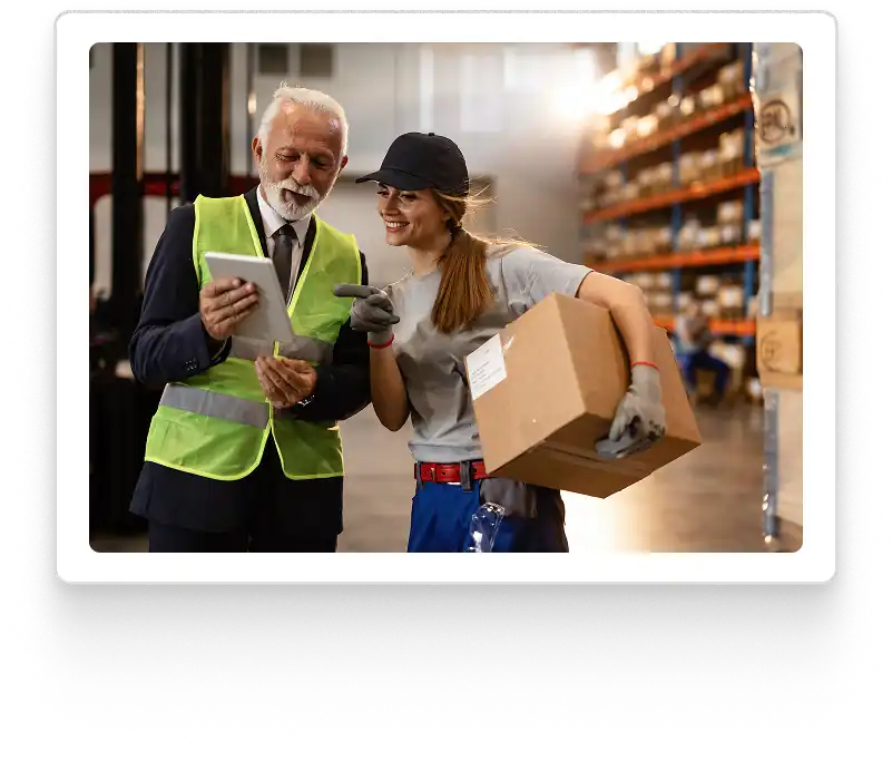 warehouse-inventory-collaboration-using-tablet